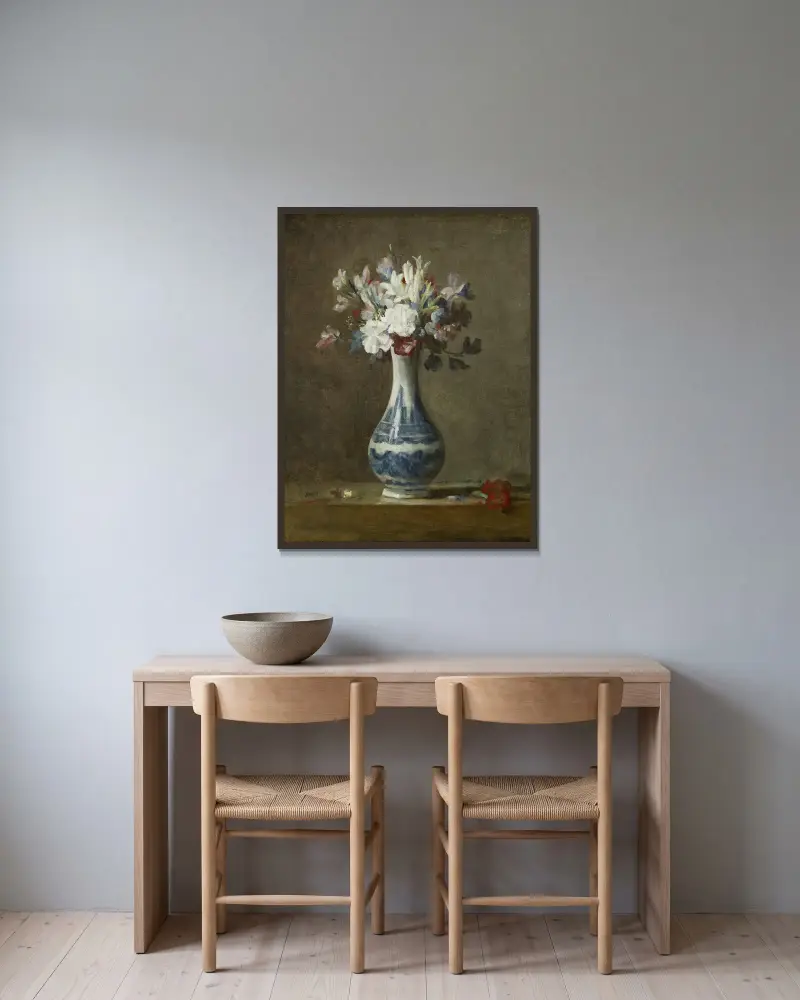 A Vase of Flowers av Jean Siméon Chardin inramad på en vägg