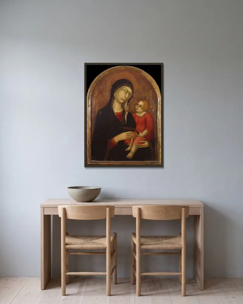 Madonna with Chid av Simone Martini inramad på en vägg