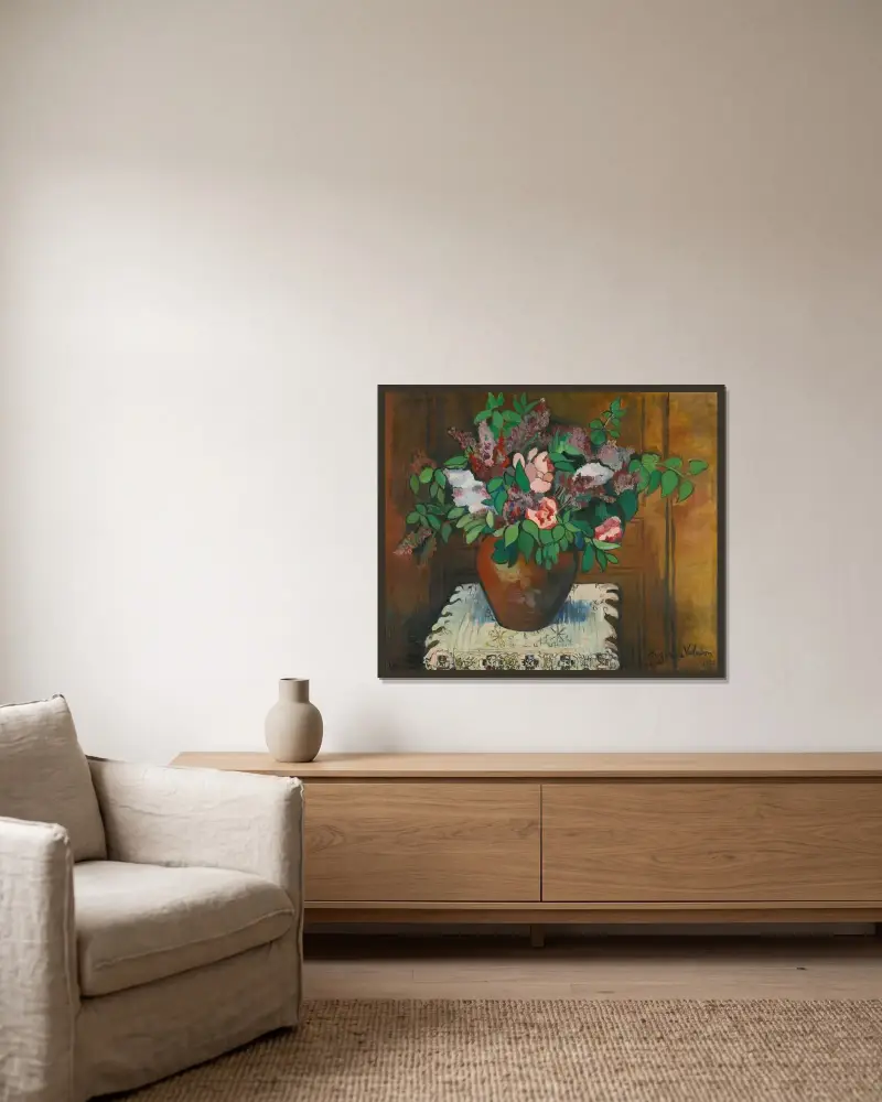 Blumenvas von Suzanne Valadon gerahmt an einer Wand