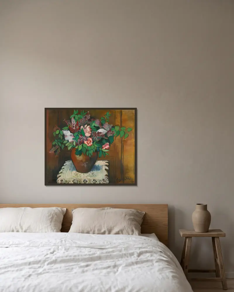 Blumenvas von Suzanne Valadon gerahmt an einer Wand