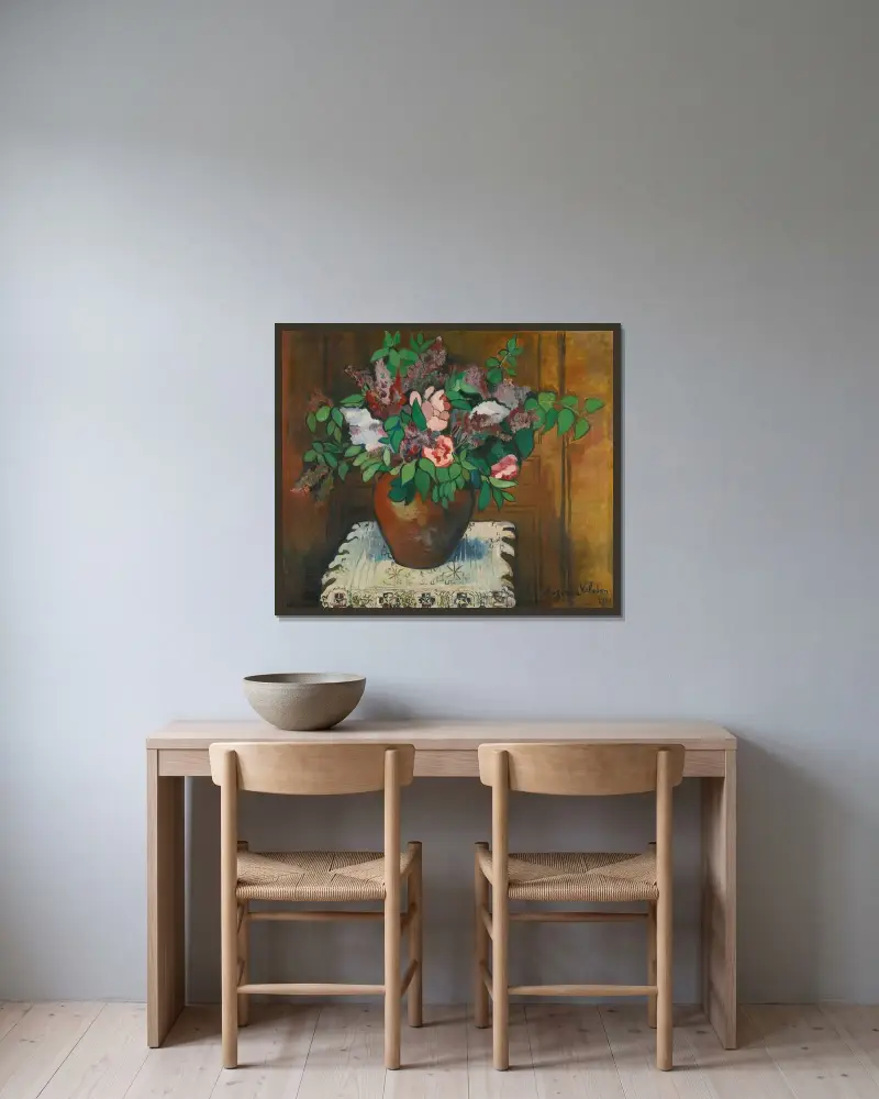 Blumenvas von Suzanne Valadon gerahmt an einer Wand