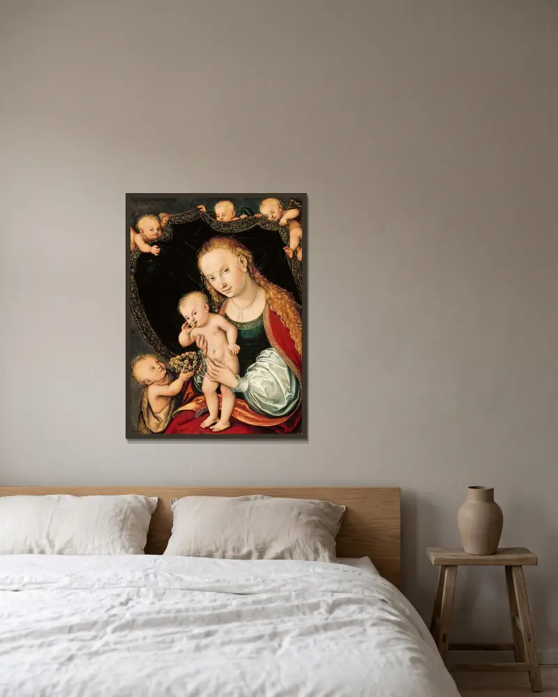 Madonna and Child with the Young St John the Baptist av Lucas Cranach the Elder inramad på en vägg