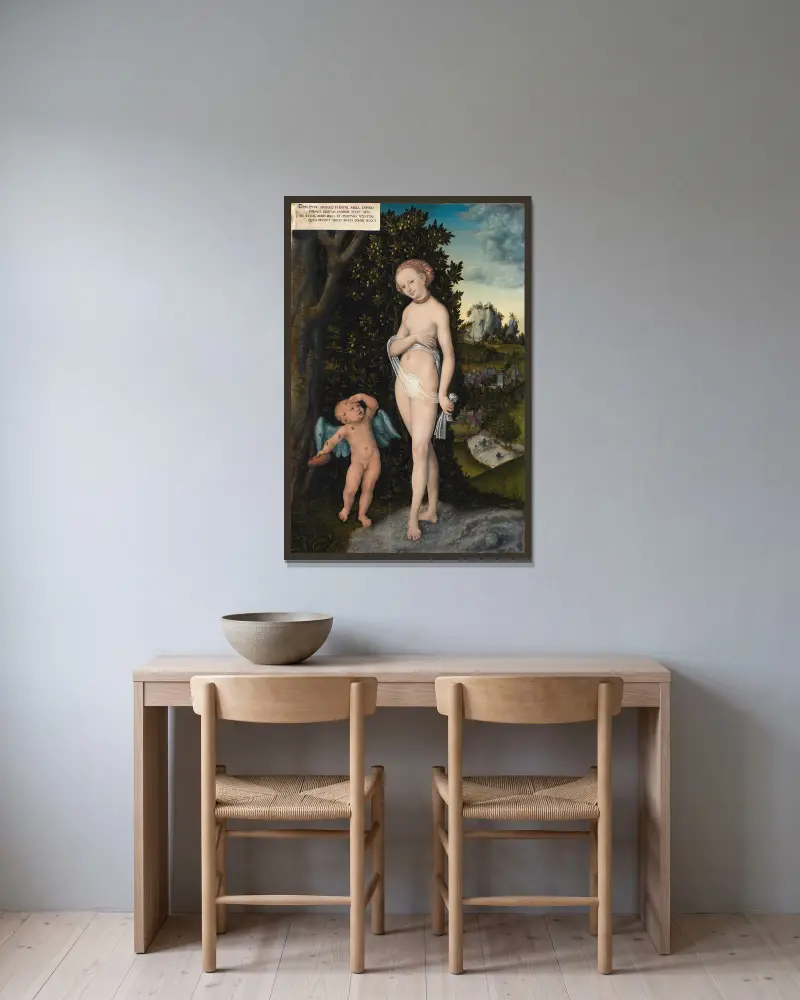 Venus mit Amor, Honig stehlend von Lucas Cranach the Elder gerahmt an einer Wand