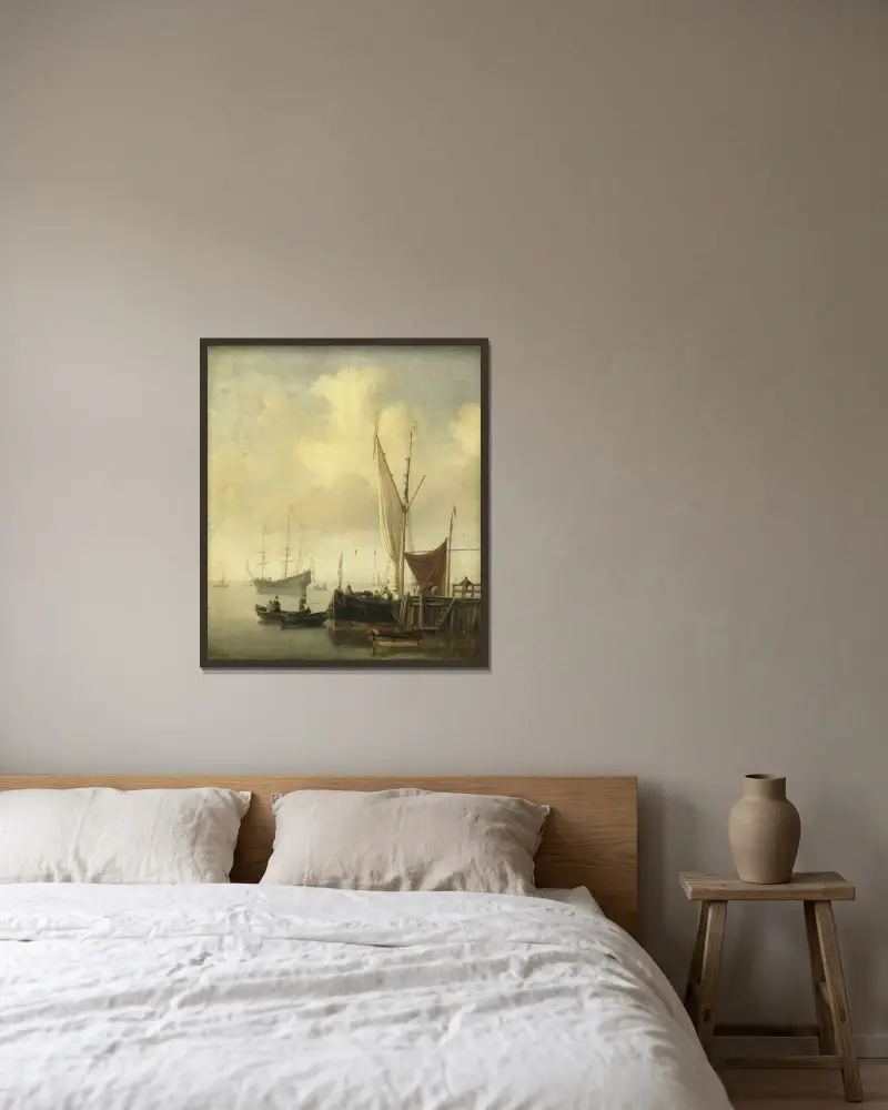 En hamn av Willem van de Velde the Younger inramad på en vägg