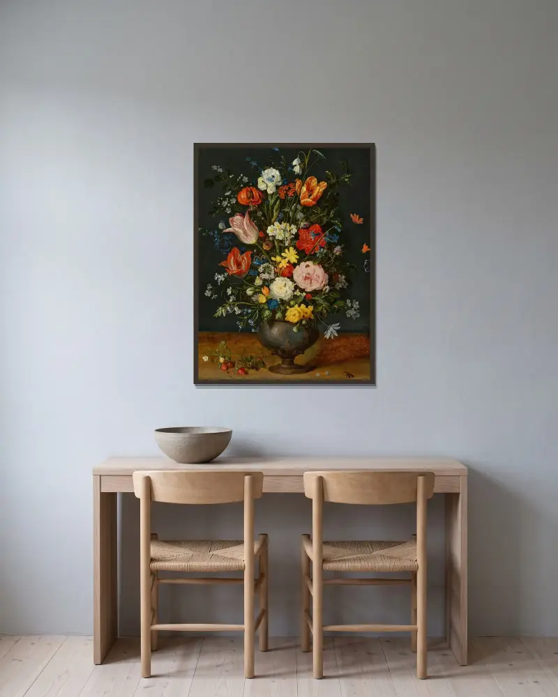 Rosor, papegojtuplipaner, narcisser, en lilja, en riddarsporre, gurkört, mossrosor, förgätmigej, viola och andra blommor i en tennvas av Jan Brueghel the Younger inramad på en vägg