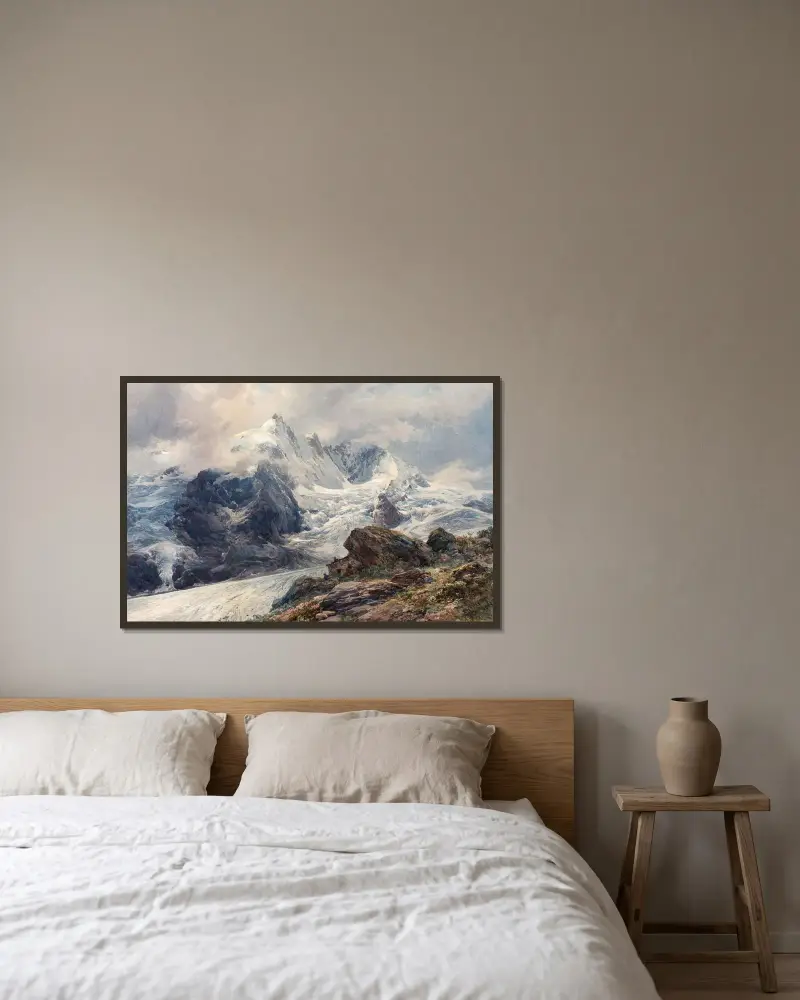 Grossglockner av Edward Theodore Compton inramad på en vägg
