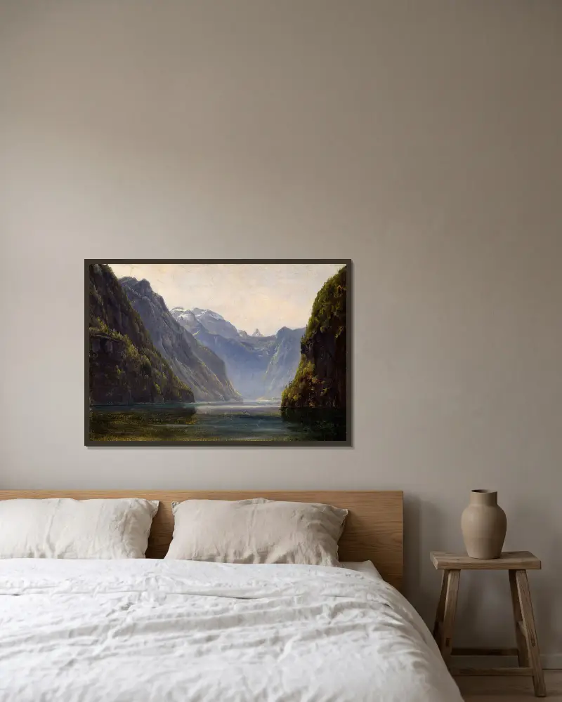 From Königssee av Thomas Fearnley inramad på en vägg
