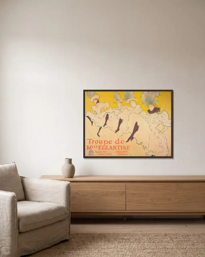 Mademoiselle Eglantine’s Troupe av Henri de Toulouse-Lautrec inramad på en vägg