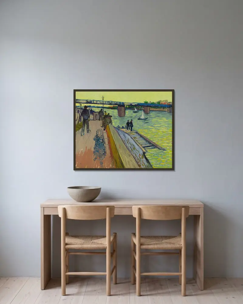 Die Brücke von Trinquetaille von Vincent van Gogh gerahmt an einer Wand