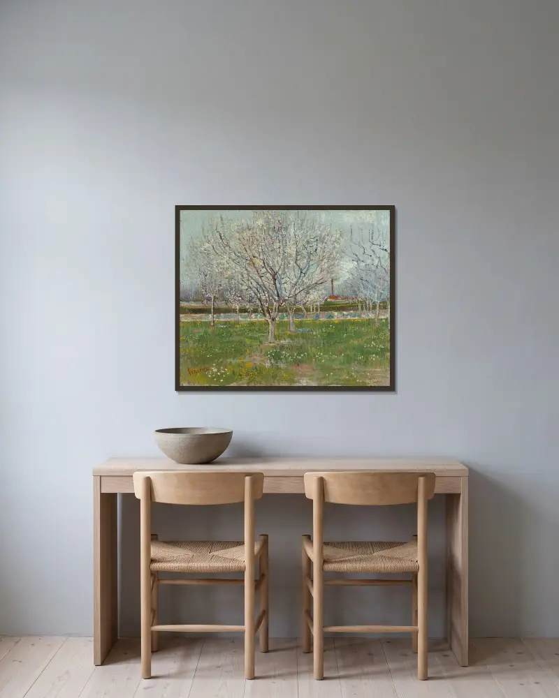 Blühender Obstgarten (Pflaumenbäume) von Vincent van Gogh gerahmt an einer Wand