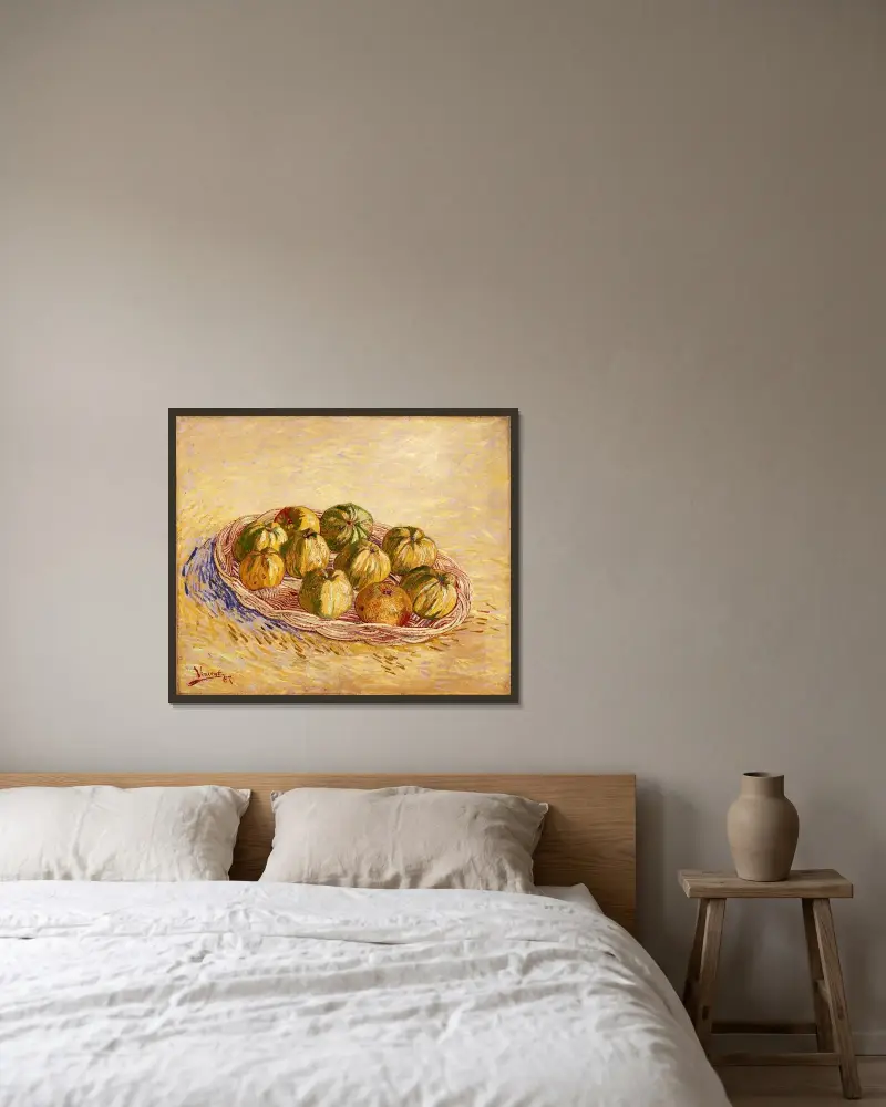 Still Life, Basket of Apples av Vincent van Gogh inramad på en vägg