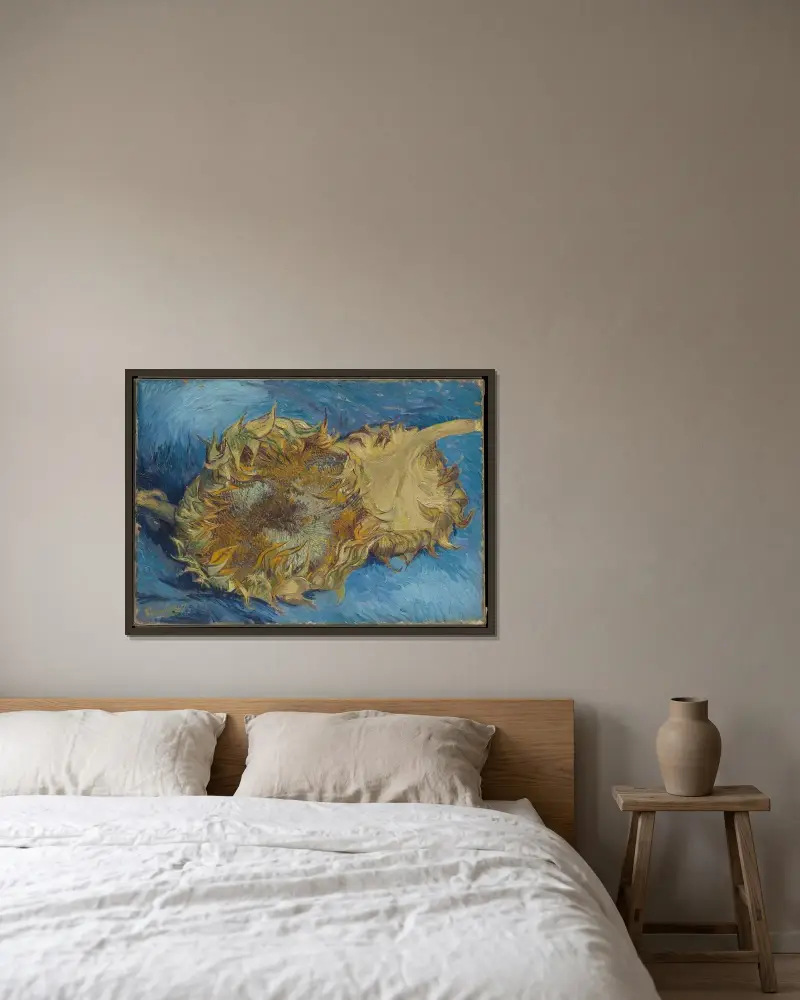 Sonnenblumen von Vincent van Gogh gerahmt an einer Wand