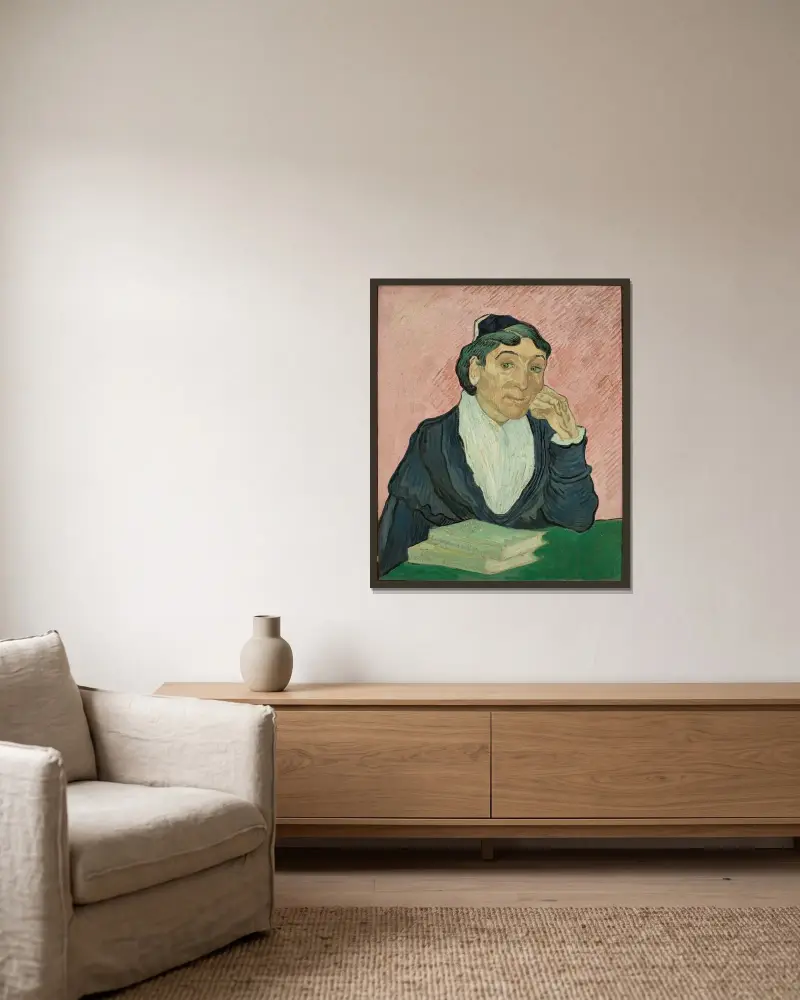 The Woman from Arles av Vincent van Gogh inramad på en vägg