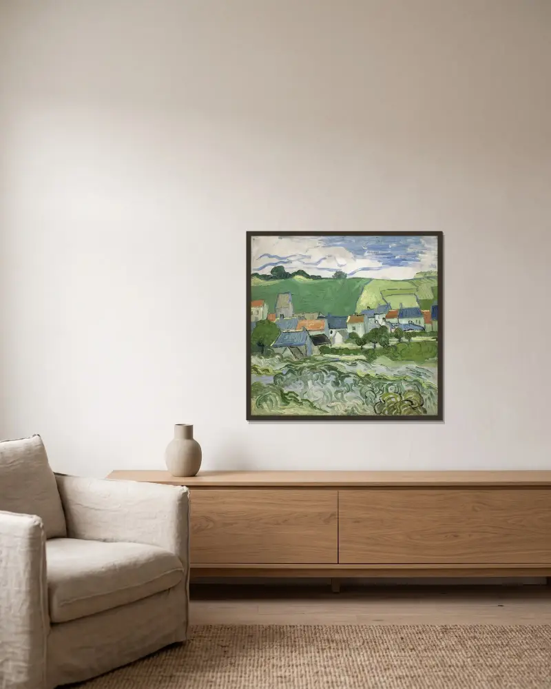 Blick auf Auvers von Vincent van Gogh gerahmt an einer Wand
