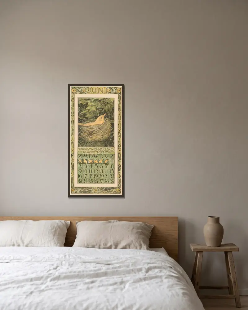 Kalenderblatt Juni mit brütendem Vogel von Theo van Hoytema gerahmt an einer Wand