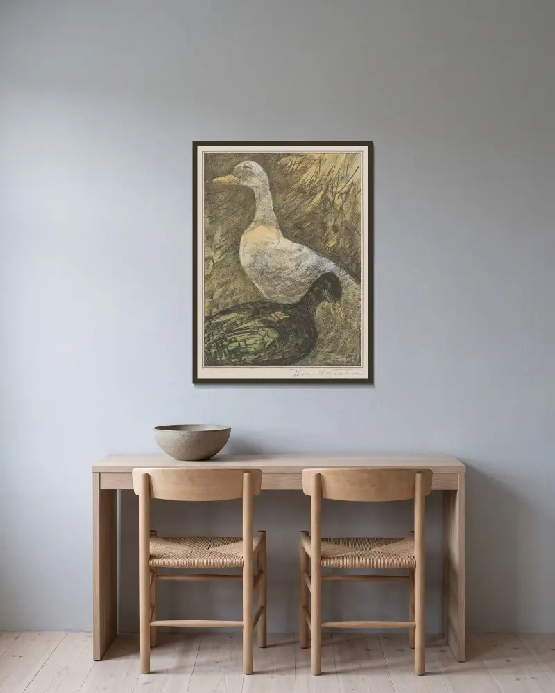Zwei stehende Enten von Theo van Hoytema gerahmt an einer Wand