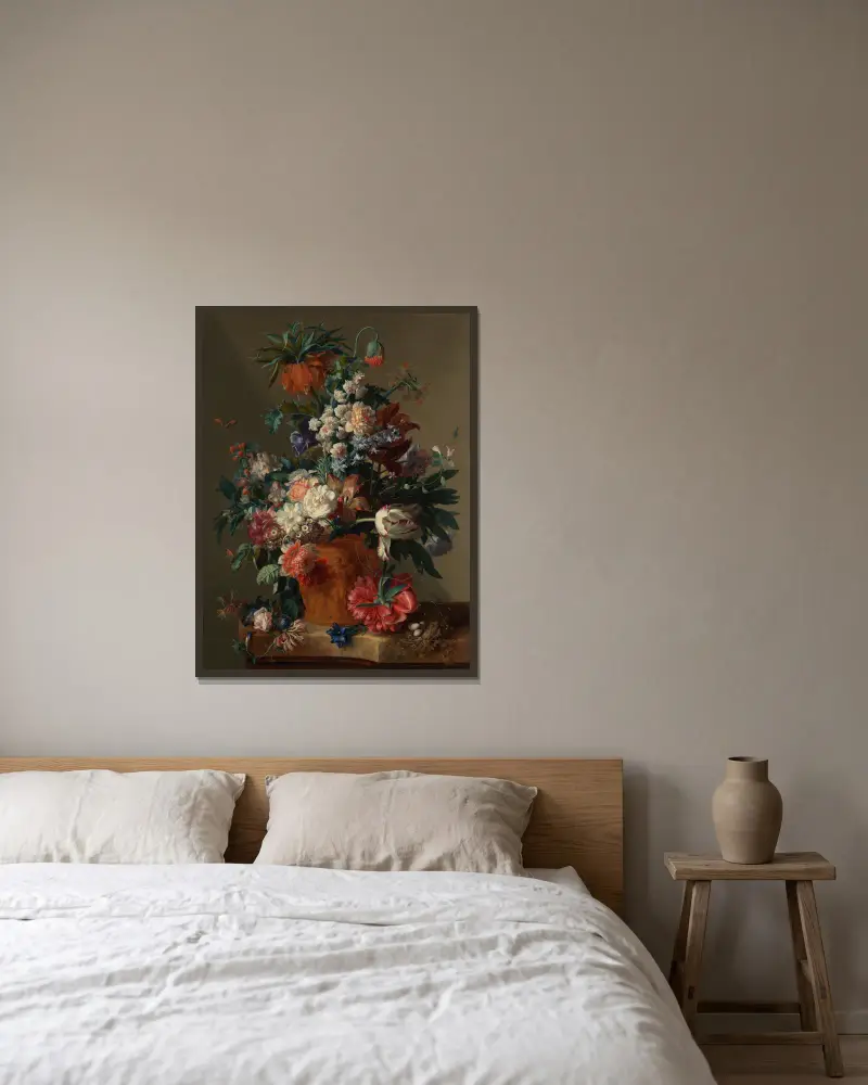 Vase of Flowers av Jan van Huysum inramad på en vägg