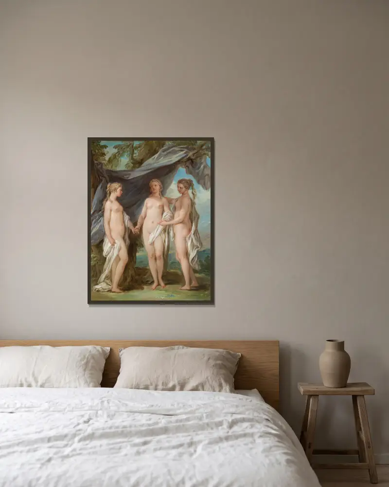 Die drei Grazien von Charles-André van Loo gerahmt an einer Wand