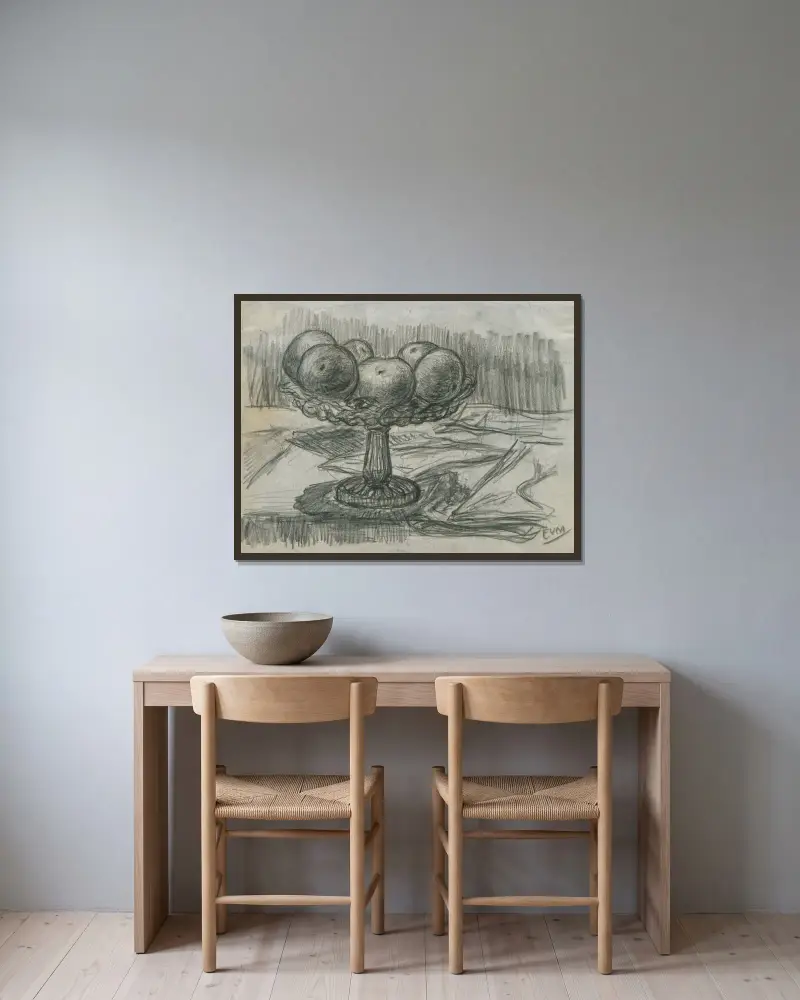 Ett bord med en fruktskål av Eugeen Van Mieghem inramad på en vägg