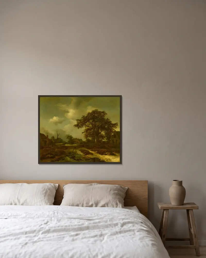 Skogslandskap med stugor, bybor och en hund i bakgrunden av Jacob van Ruisdael inramad på en vägg
