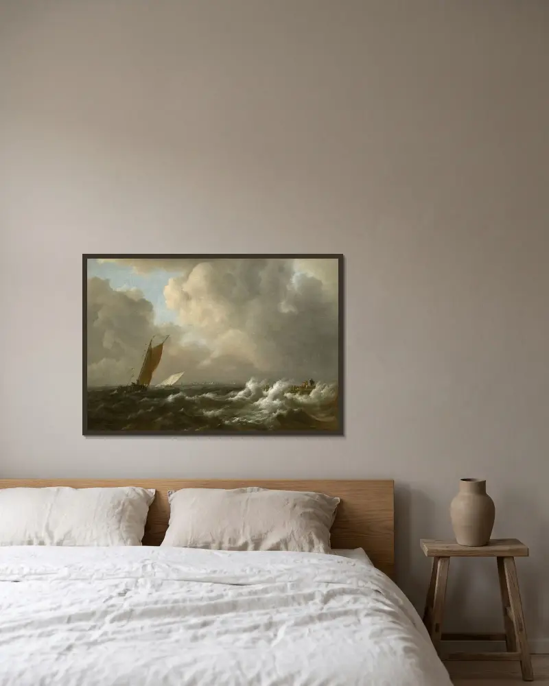 Segelfartyg i stormigt hav, med brygga till höger av Jacob van Ruisdael inramad på en vägg