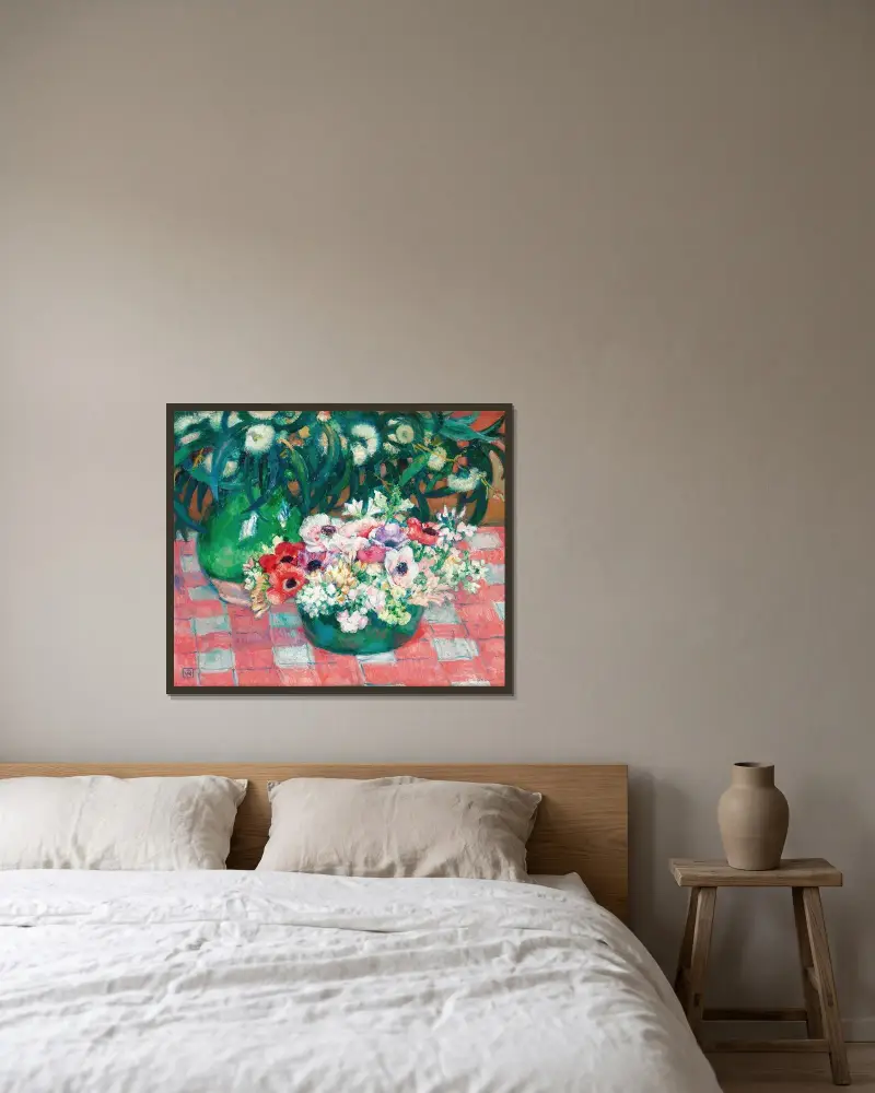 Anemonen und Eukalyptus von Theo van Rysselberghe gerahmt an einer Wand