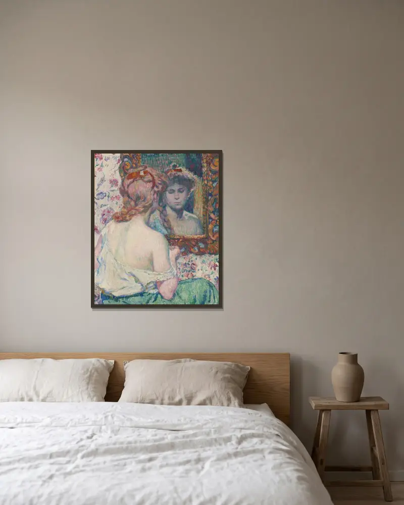 Kvinna vid spegeln av Theo van Rysselberghe inramad på en vägg