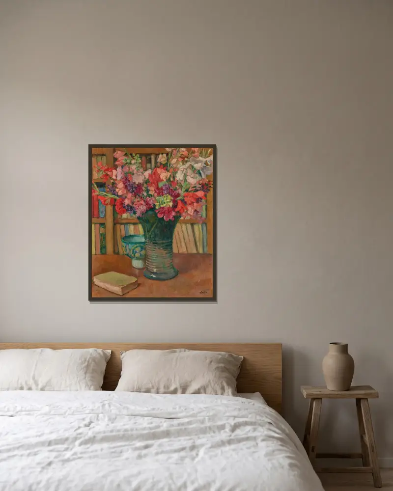 Blomsterblandning framför en bokhylla eller Stor bukett av Theo van Rysselberghe inramad på en vägg