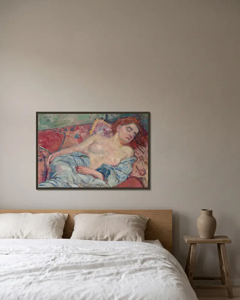 Nu sur canapé av Theo van Rysselberghe inramad på en vägg