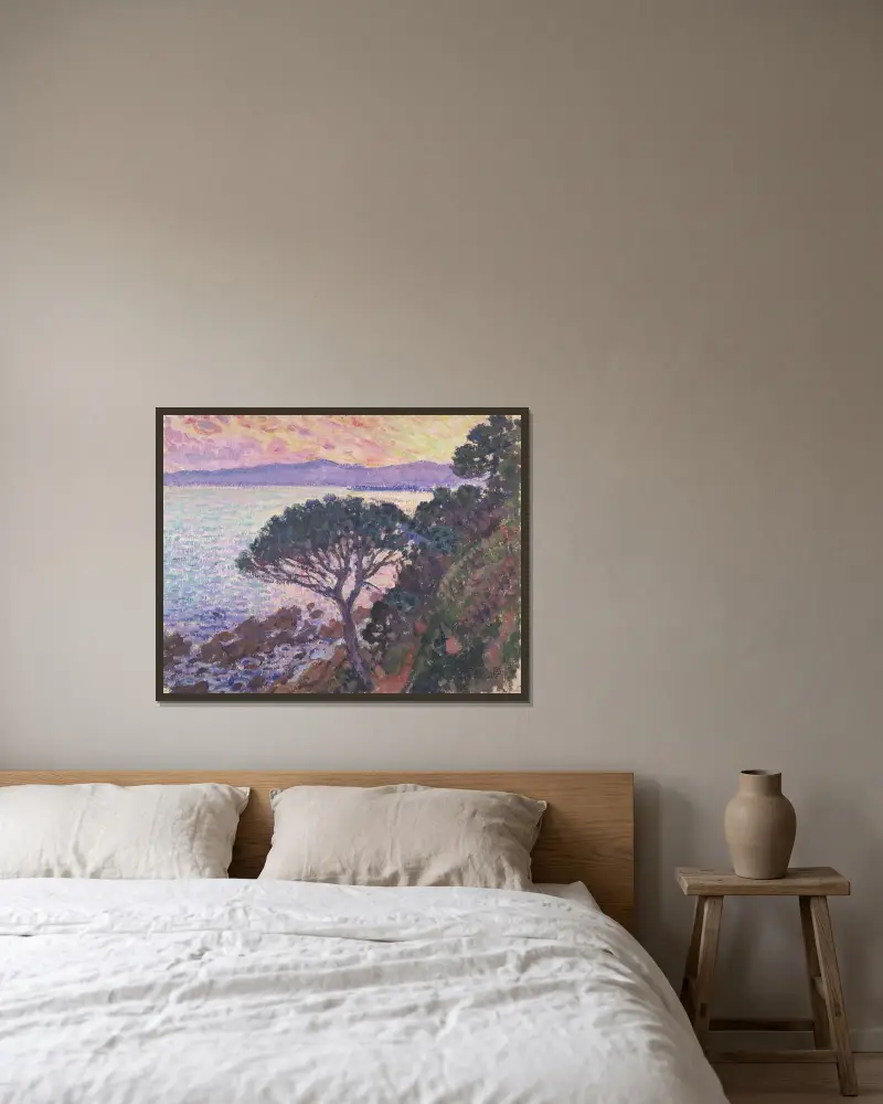 Tall vid Medelhavet i solnedgång av Theo van Rysselberghe inramad på en vägg
