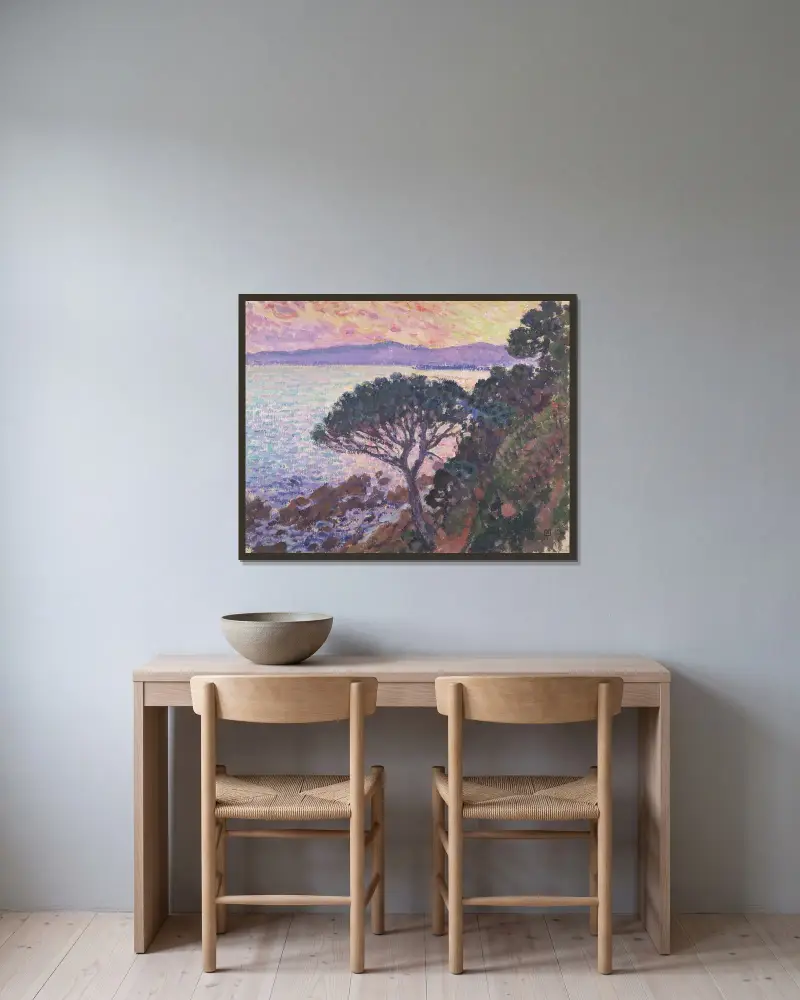 Tall vid Medelhavet i solnedgång av Theo van Rysselberghe inramad på en vägg