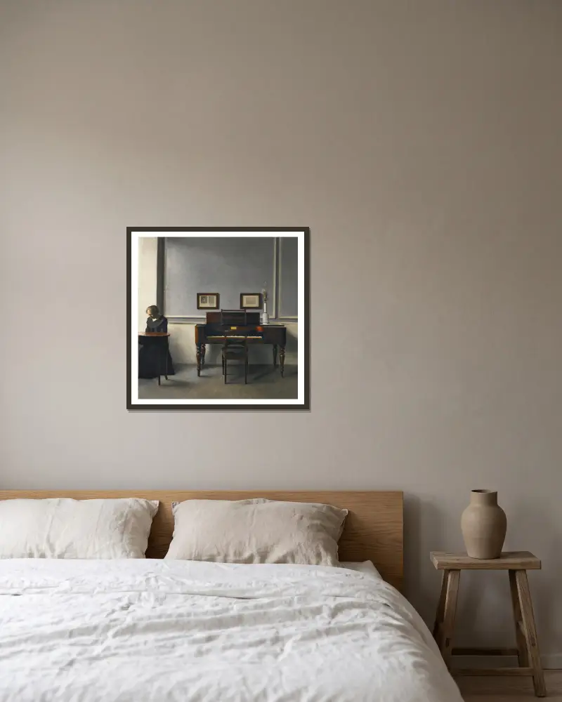 Ida In An Interior With Piano av Vilhelm Hammershøi inramad på en vägg