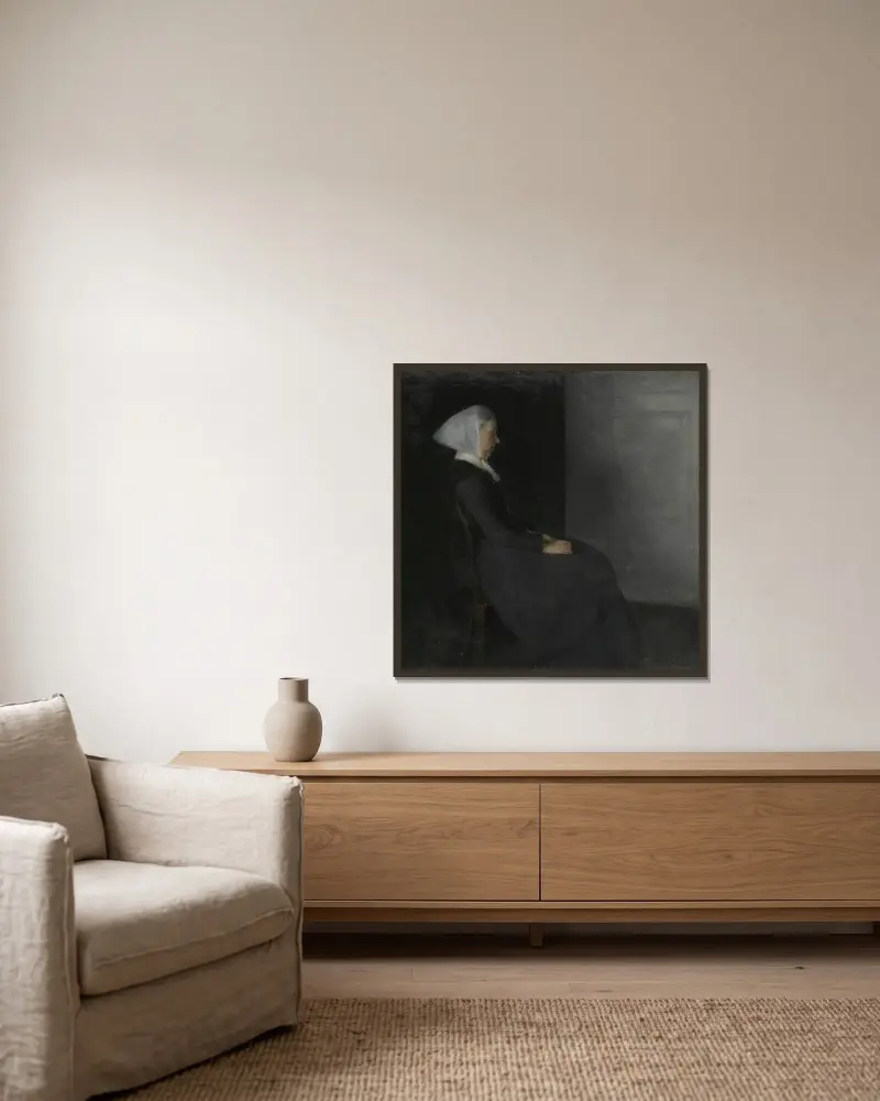 Kunstnerens Moder Frederikke Hammershøi (Portrait Of The Artist’s Mother) av Vilhelm Hammershøi inramad på en vägg