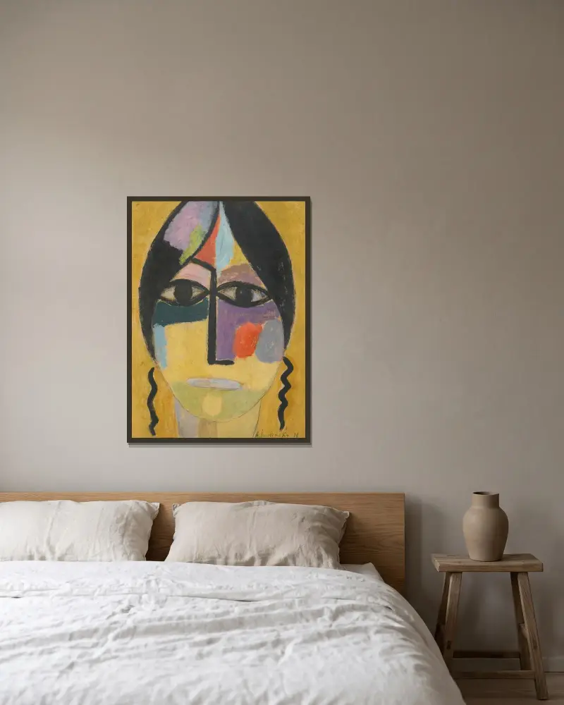 Mystischer Kopf; Rabenflügel Iv (Mystical Head; Raven’s Wing Iv) av Alexej von Jawlensky inramad på en vägg