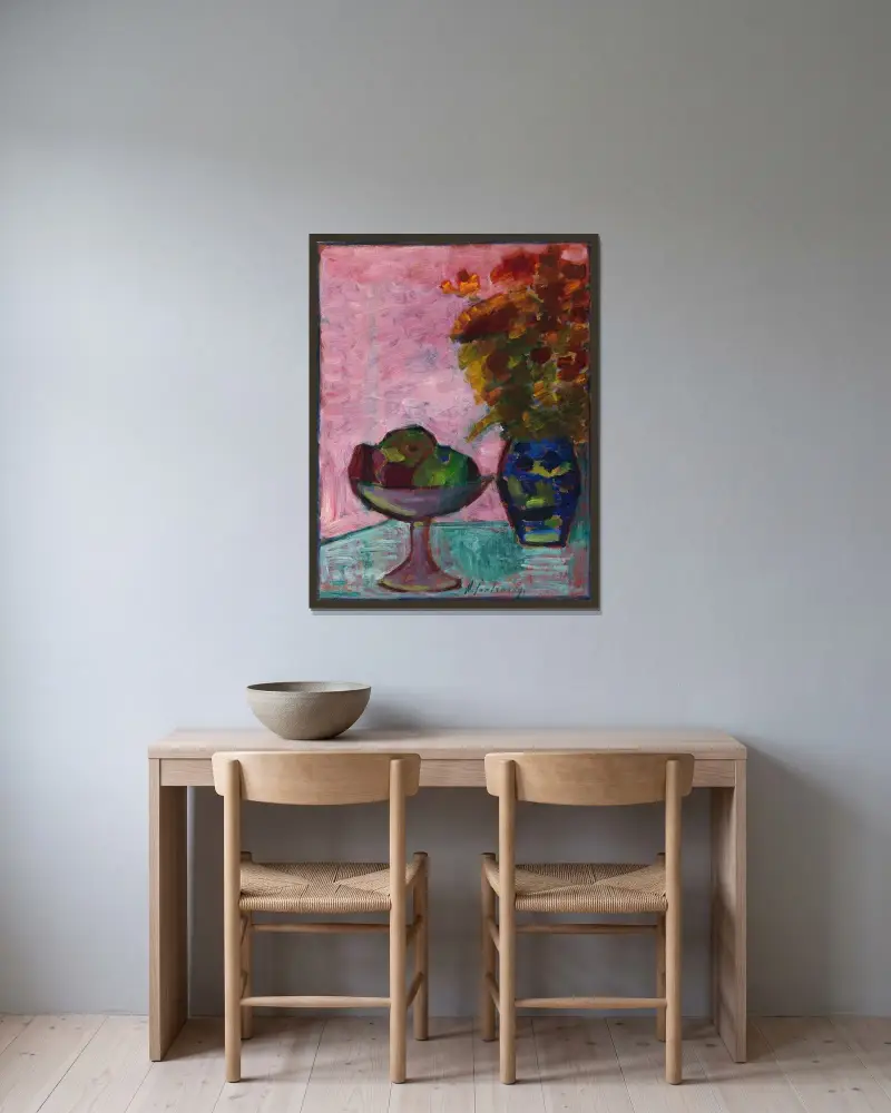 Stillleben mit Fruchtschale und Blumenvase von Alexej von Jawlensky gerahmt an einer Wand