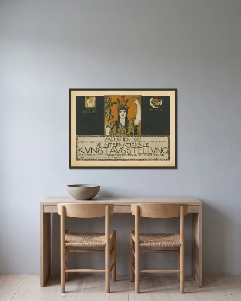 7. Internationale Kunstausstellung des Vereins Bildender Künstler München Secession von Franz von Stuck gerahmt an einer Wand
