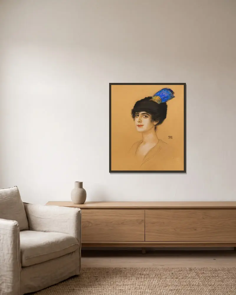 Porträtt av dam med fjäderprydnad av Franz von Stuck inramad på en vägg