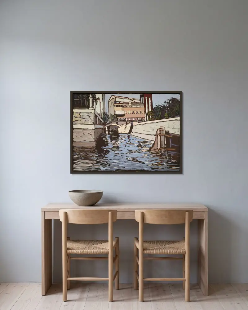 Erinnerung an Venedig 3 (Kanal) av Wassily Kandinsky inramad på en vägg