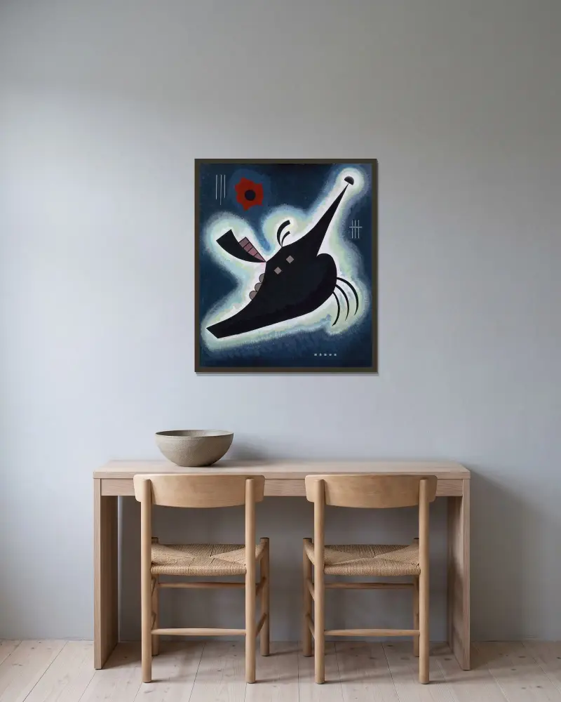 Špičatá černá, Wassily Kandinsky v rámu na stěně