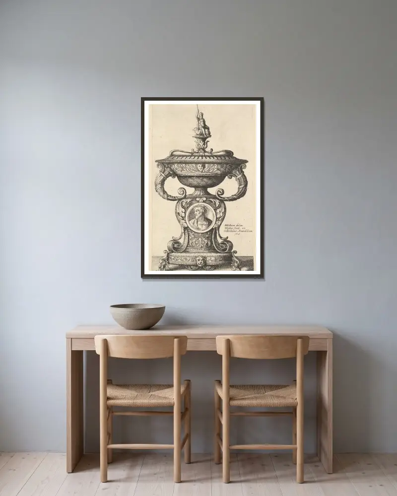 Zweihenkelige Tasse von Wenceslaus Hollar gerahmt an einer Wand