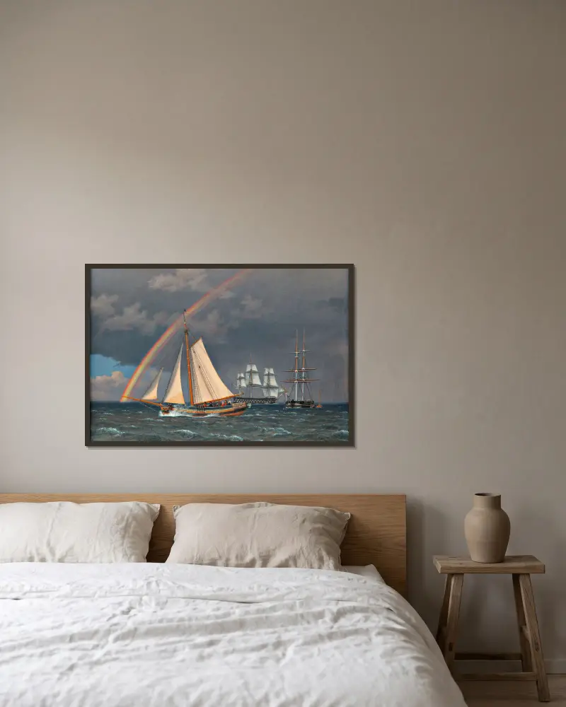 Regenbogen auf See und eine vorbeifahrende Jagd mit anderen Schiffen von Christoffer Wilhelm Eckersberg gerahmt an einer Wand