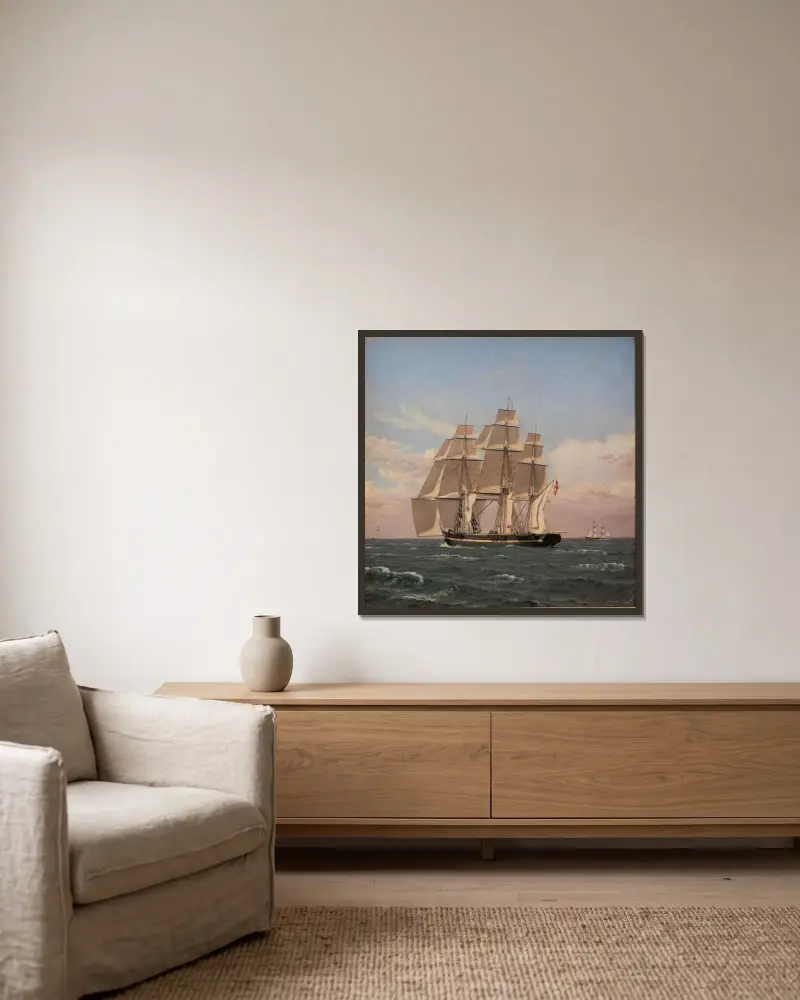 Korvetten Najaden under segel av Christoffer Wilhelm Eckersberg inramad på en vägg