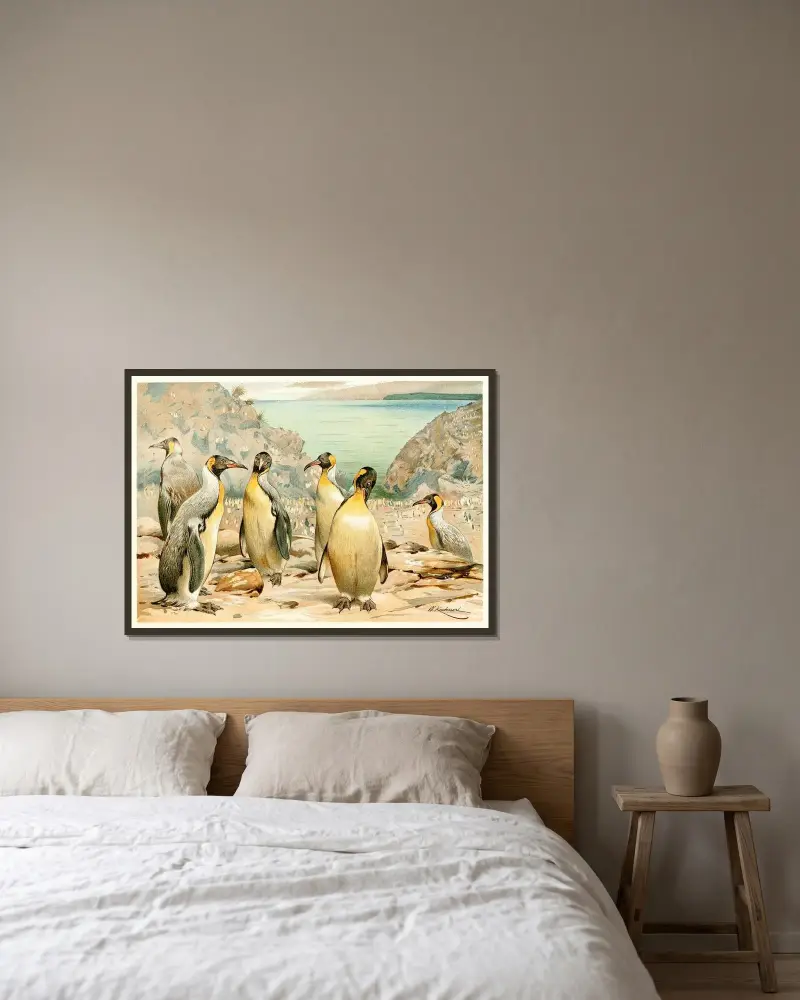 Riesenpinguine von Wilhelm Kuhnert gerahmt an einer Wand