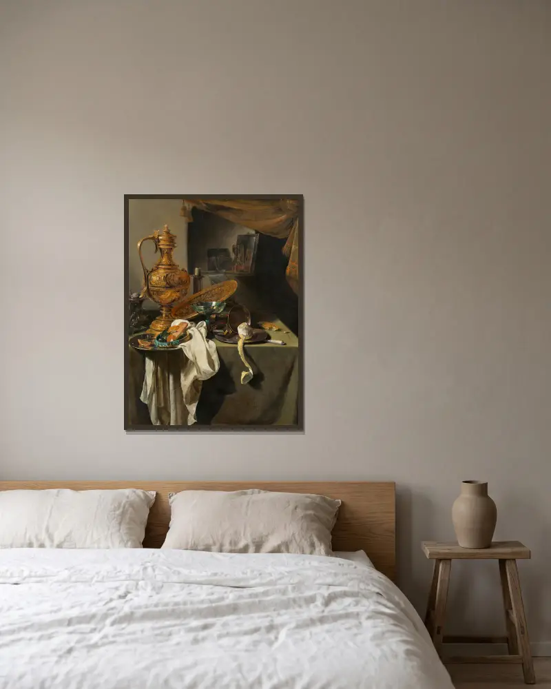 Großes Vanitas Stillleben av Willem Kalf inramad på en vägg