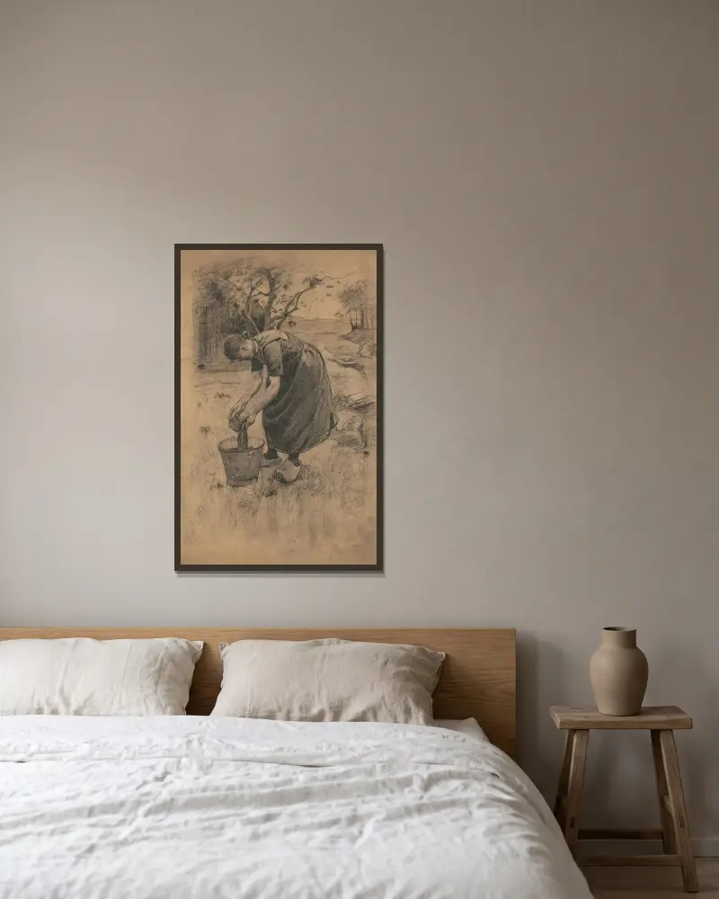 Frau spült Wäsche in einem Eimer vor einem Bauernhof von Willem Witsen gerahmt an einer Wand