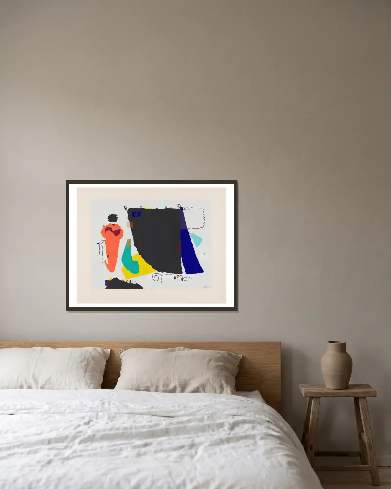 Phantom mit roter Figur, 1951 von Willi Baumeister gerahmt an einer Wand