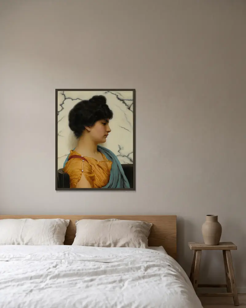 En arkadisk skönhet av John William Godward inramad på en vägg