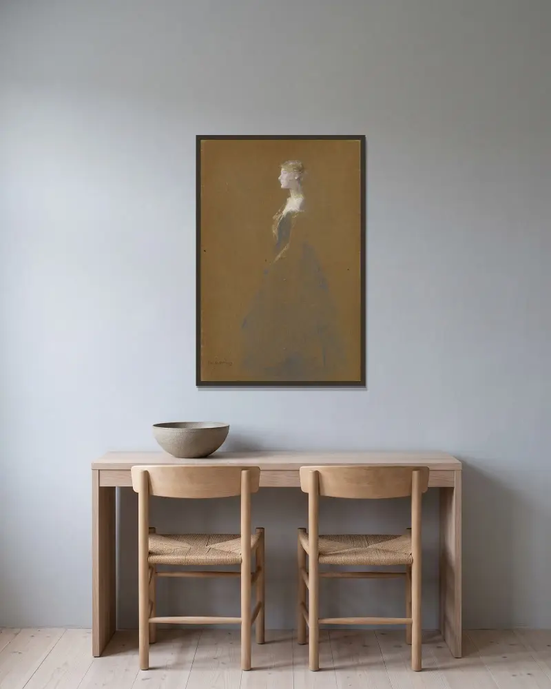 Kvinna i blå klänning av Thomas Wilmer Dewing inramad på en vägg