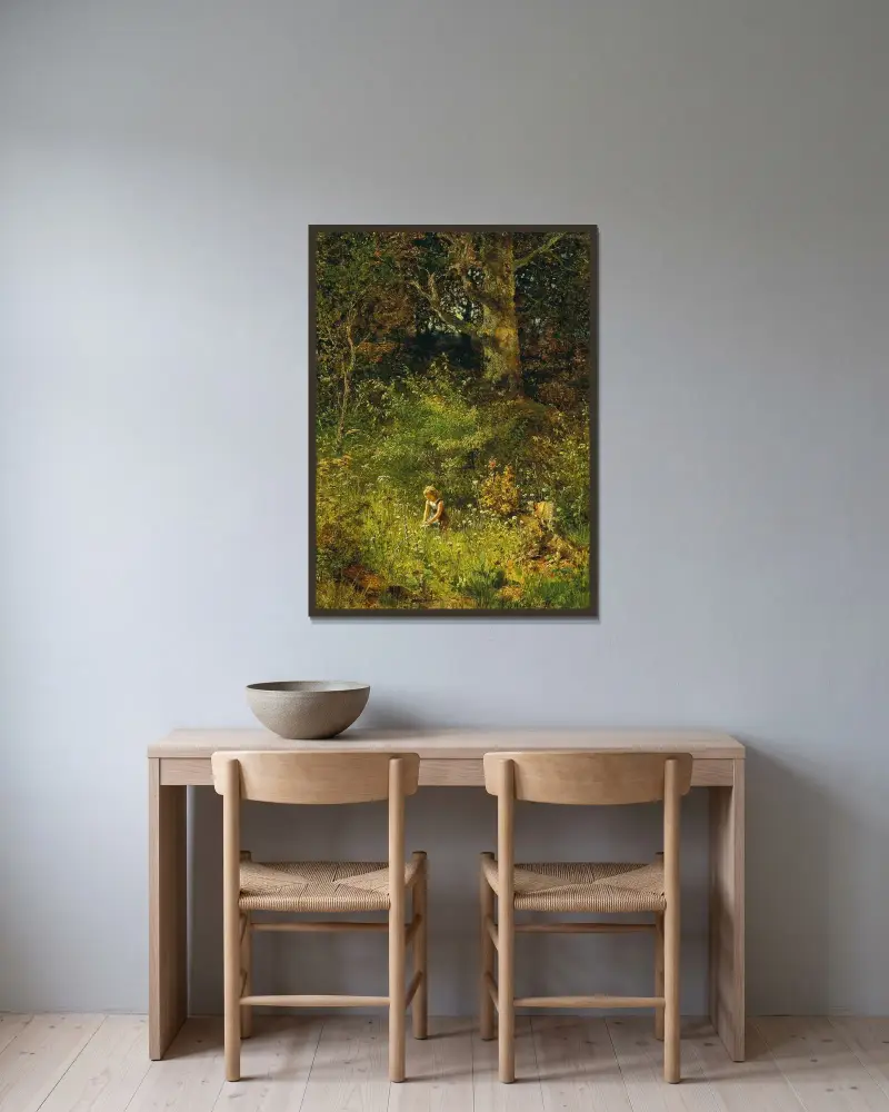 Mädchen, das im Waldlichtung Blumen pflückt von Olga Wisinger-Florian gerahmt an einer Wand
