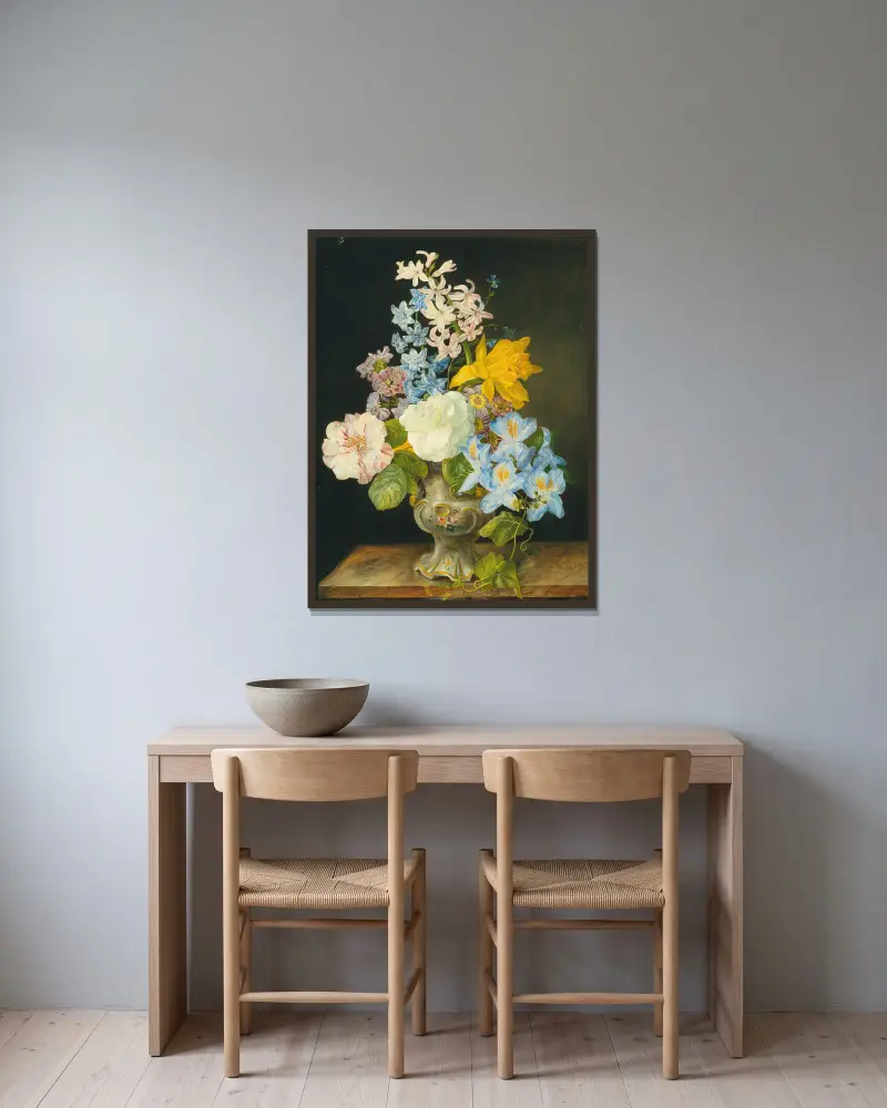 Blomsterbukett i porslinsvas av Franz Xaver Petter inramad på en vägg